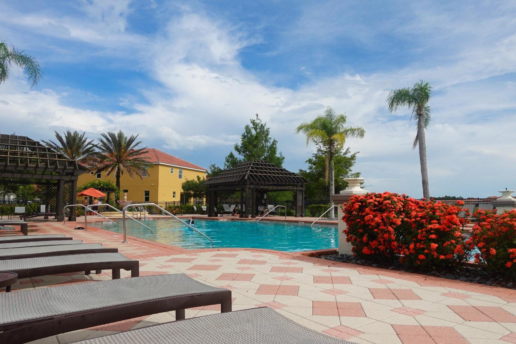 Waterfront Brand New Modern Luxury 8 Bedroom Pool House! Sleeps 16 Kissimmee Exterior foto