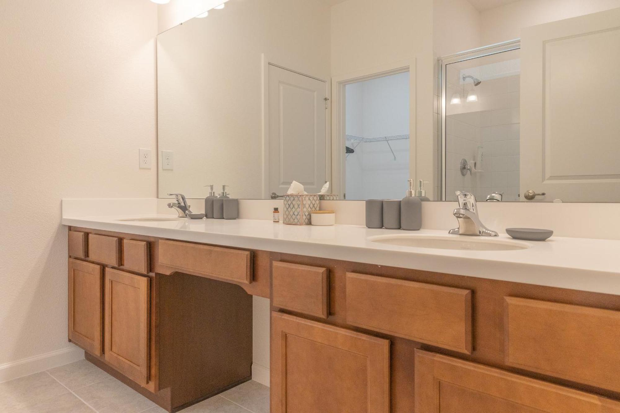 Waterfront Brand New Modern Luxury 8 Bedroom Pool House! Sleeps 16 Kissimmee Exterior foto